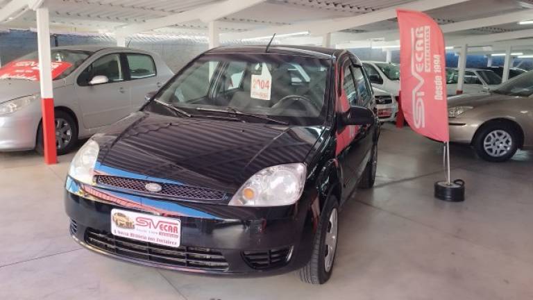 FORD - FIESTA - 2004/2004 - Preta - R$ 24.900,00