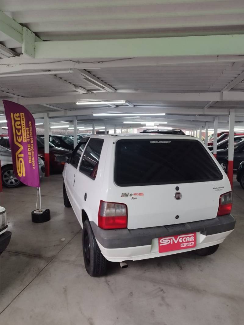 FIAT - UNO - 2010/2010 - Branca - Sob Consulta