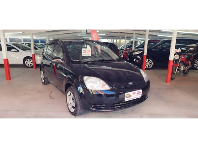 FORD - FIESTA - 2004/2004 - Preta - R$ 24.900,00