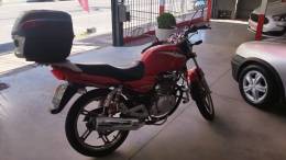 SUZUKI - GSR - 2015/2016 - Vermelha - R$ 11.900,00