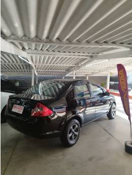 FORD - FIESTA - 2009/2009 - Preta - R$ 28.900,00