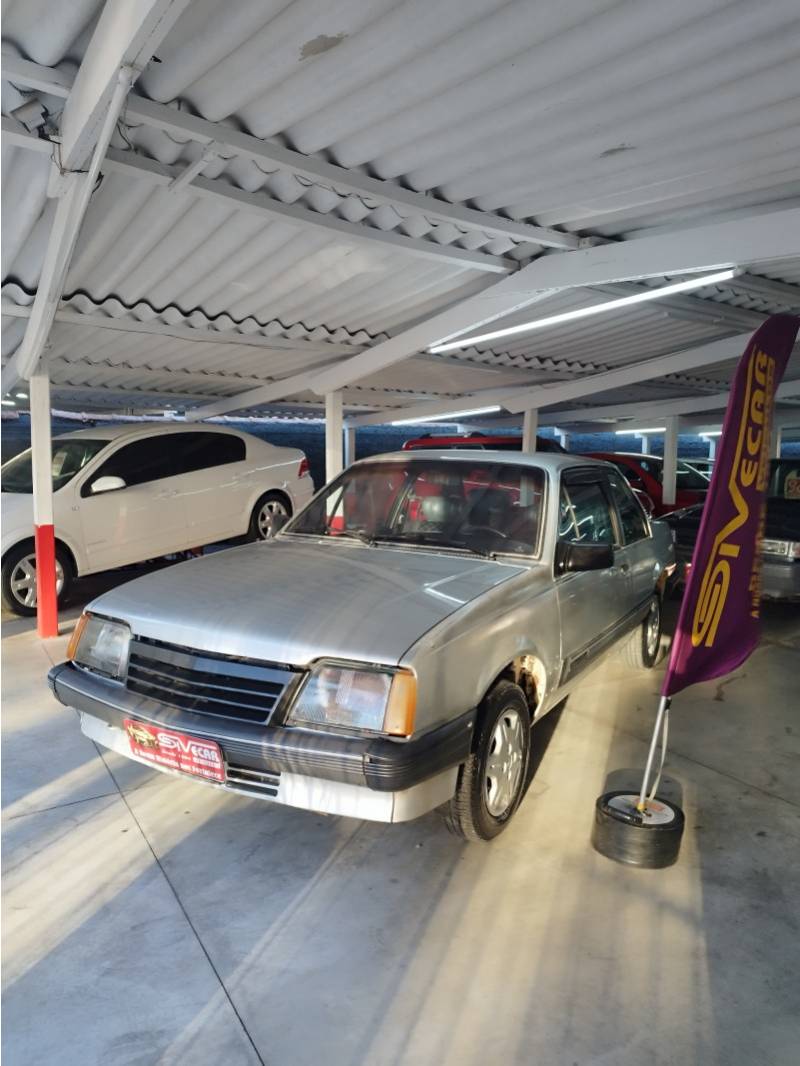 CHEVROLET - MONZA - 1987/1987 - Cinza - Sob Consulta
