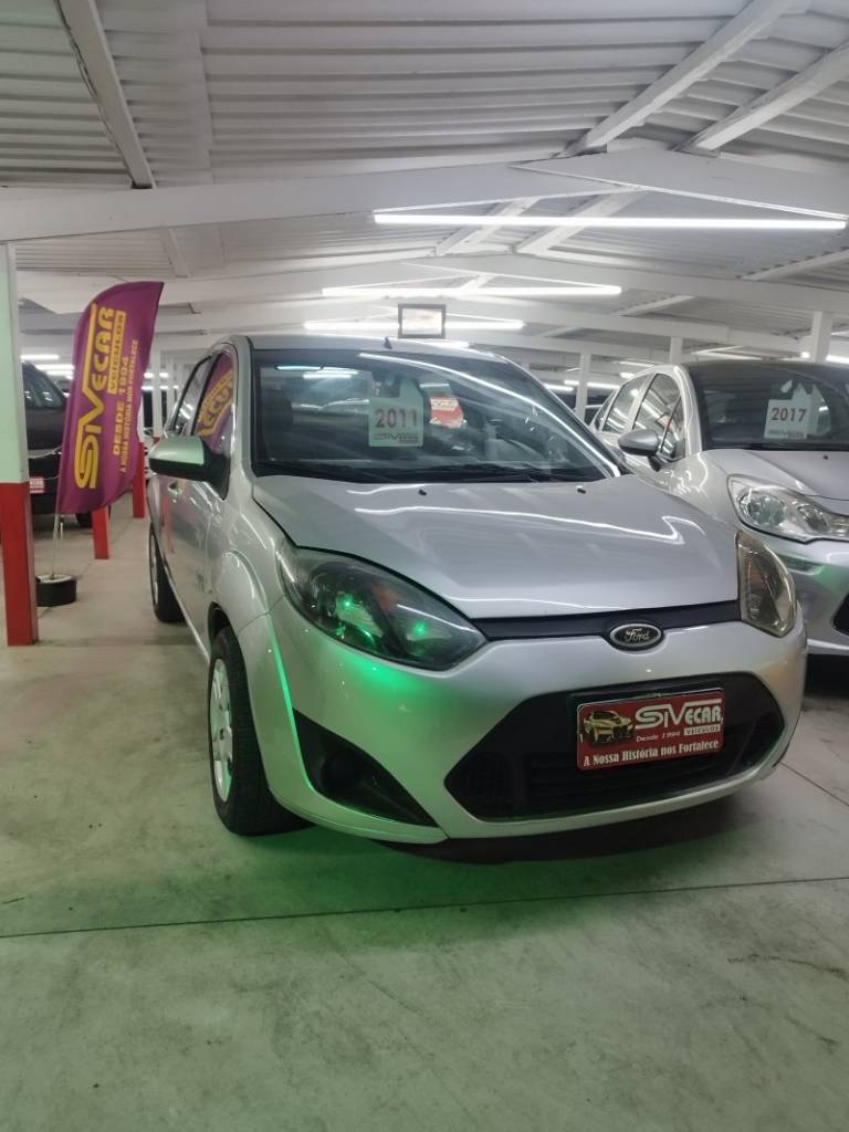 FORD - FIESTA - 2011/2011 - Prata - Sob Consulta